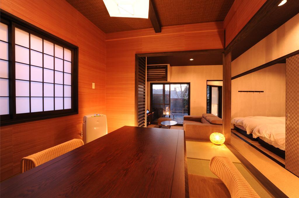 Uedaya Hotel Yamaga Exterior photo